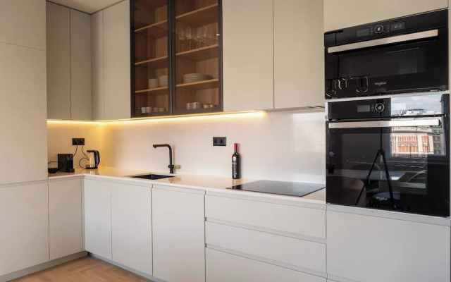 Residence Republic Square- Luxury at Top Location