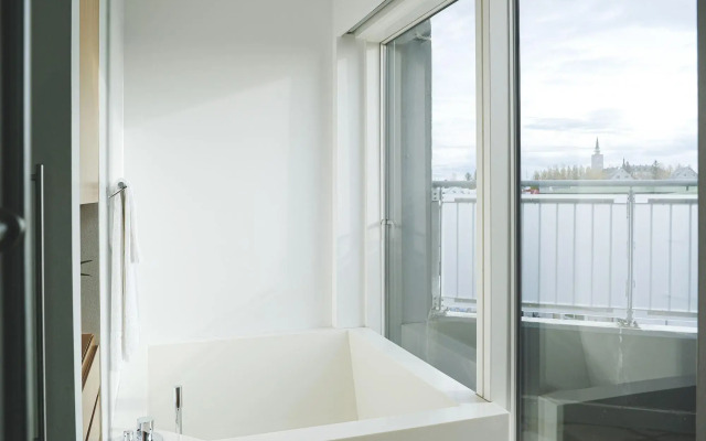 B2 Penthouses by Ylma