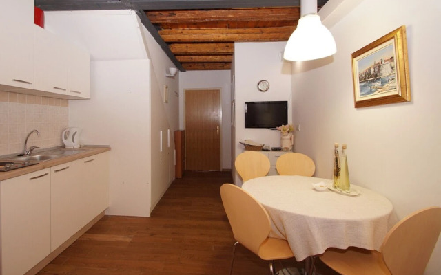 Apartments Stelina