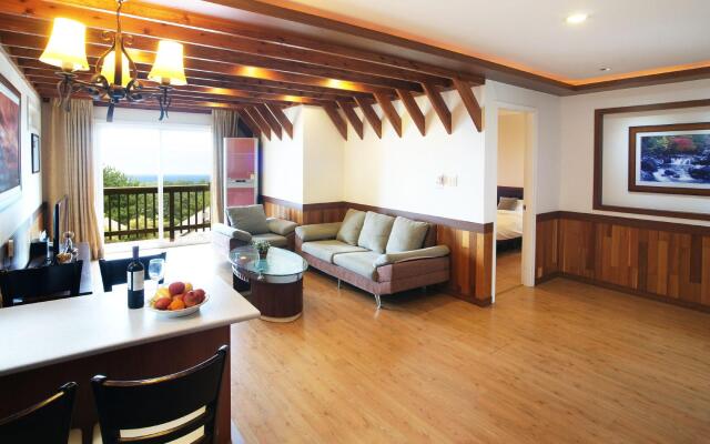 Aewol ParkHill Village