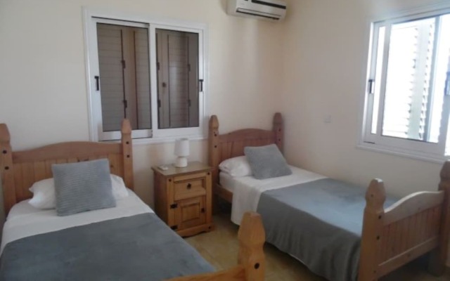 Villa Knossos