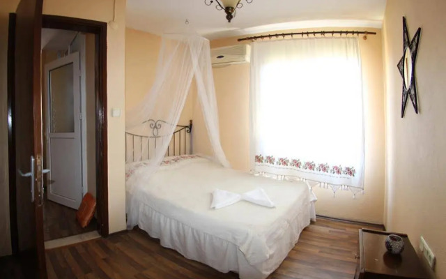 Tuncay Pension