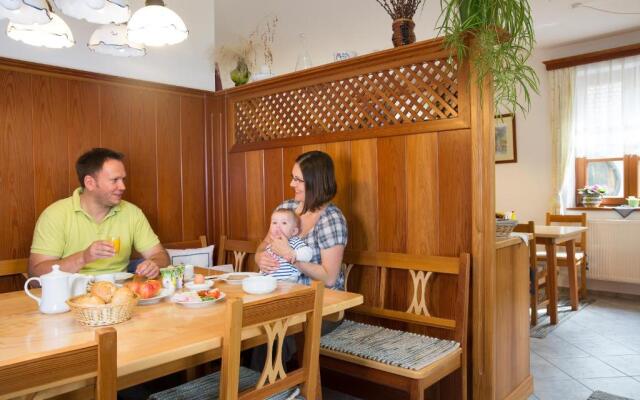 Winzerhof & Gästehaus Stöger