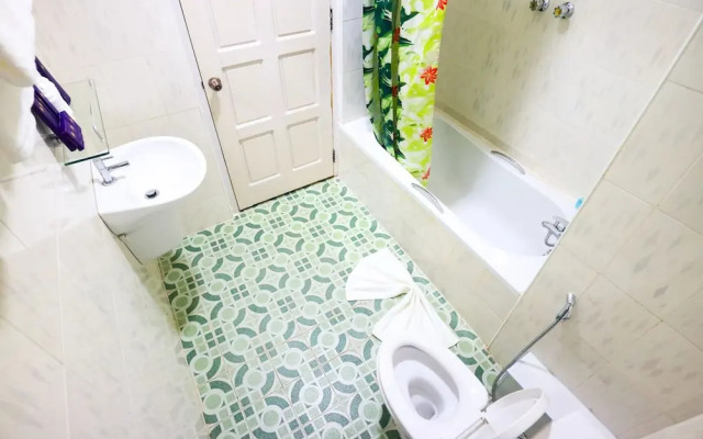 Golden Gum Kino Hotel Nyaung Shwe