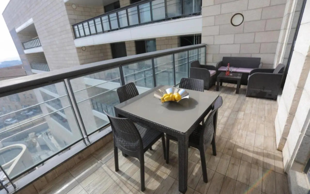 Fantastic 1 Bedroom in city center