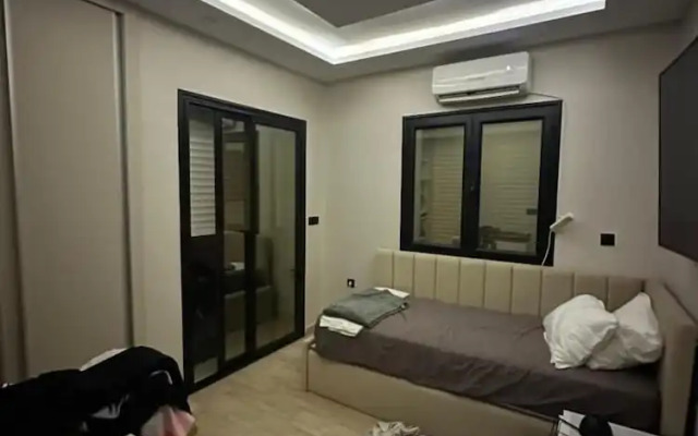 Luxury Central Cosy Villa