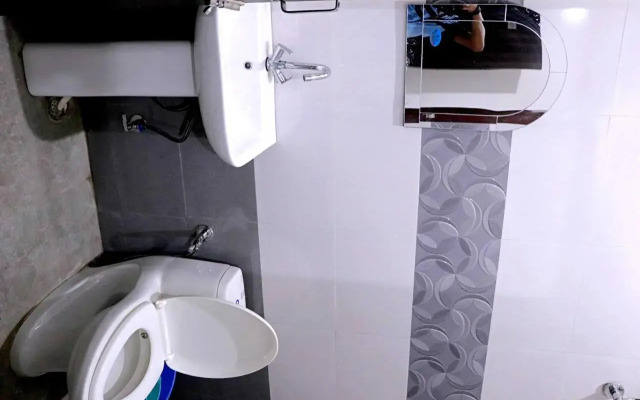 Oyo 89410 Hotel Uv