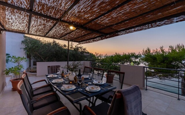 Awesome Home in Prigradica With Wifi and 3 Bedrooms