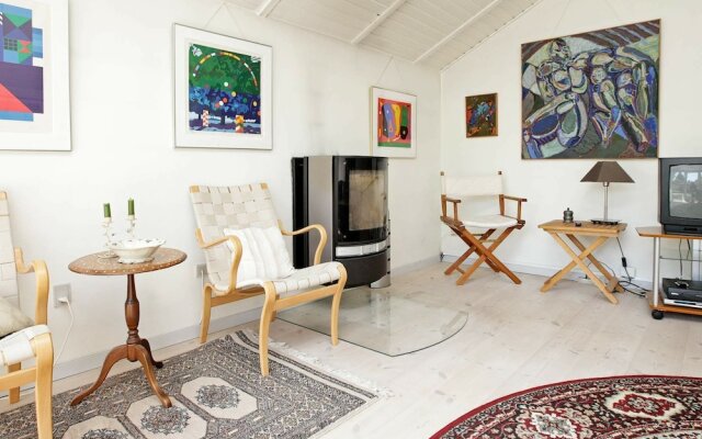 Secluded Holiday Home in Fårvang With Pool