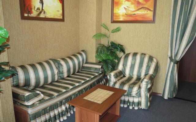 Отель Эсмеральд