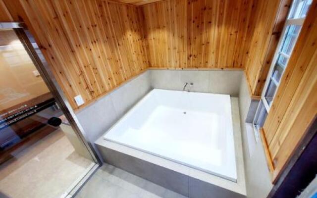 Jeonju Hanok Little Prince