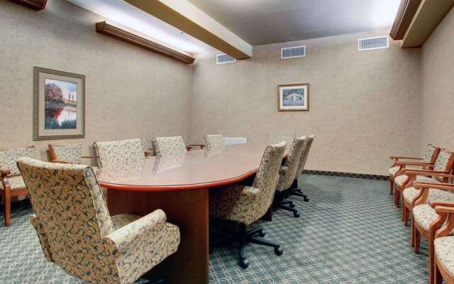 Clarion Suites