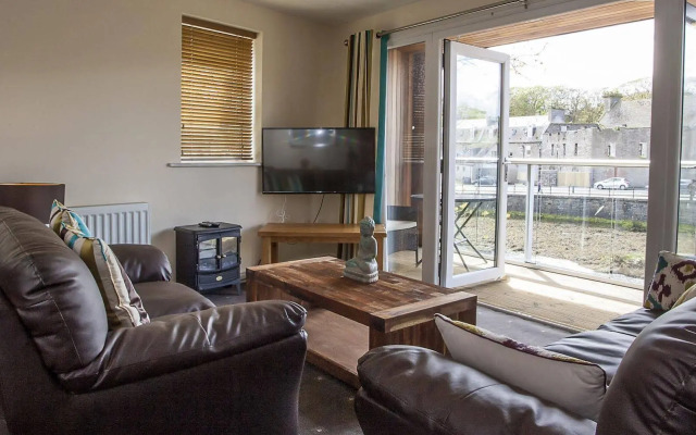 Riverside Apartments