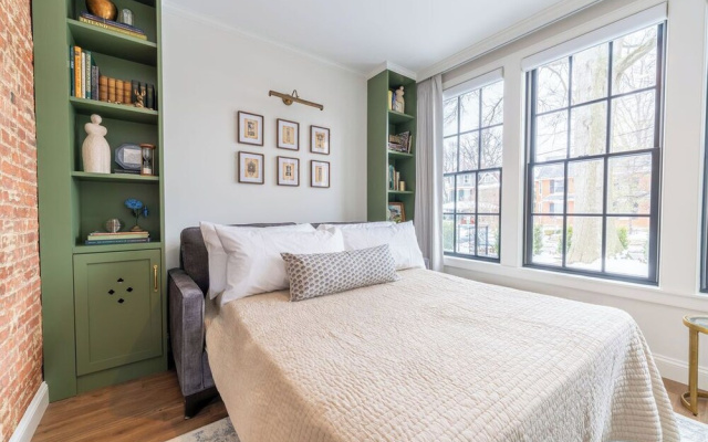 The Francis Hotel & Suites