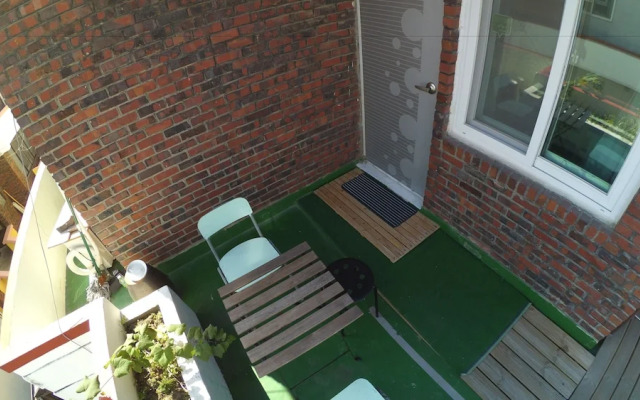 Gangneung Station Guesthouse