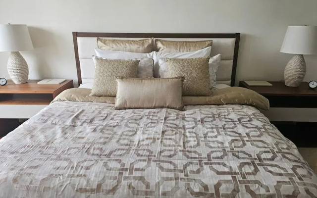 Otium Serene Modern Pool Nice Balcony