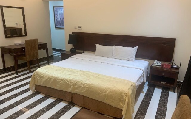 Royal Mirage Hotel and Apartments