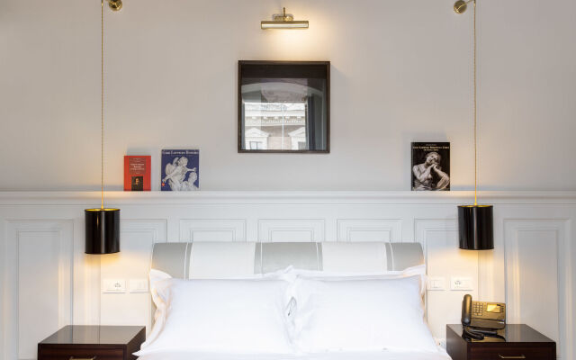 Roof Suite Rome Historic Residence