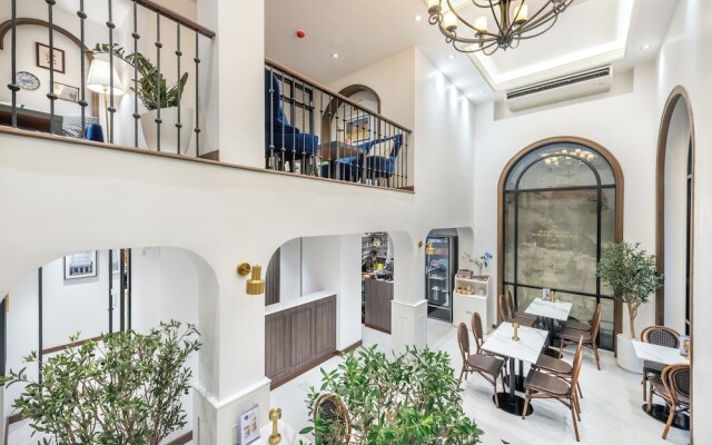 Cherie Bangkok Boutique Hotel