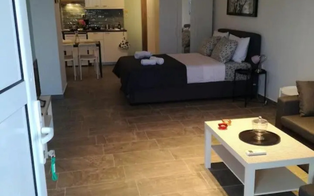 waterfront studio kavala