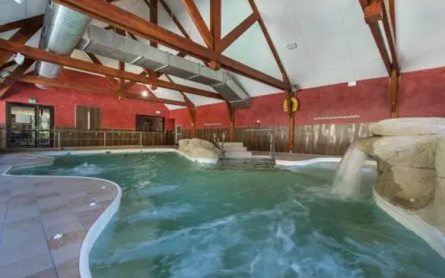 Village de Vacances "Les Marronniers, Domaine de Pyrène"