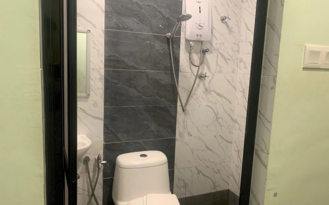 OYO 91025 THHomeStay