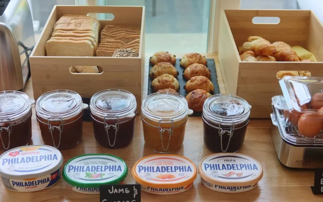 Art 4 You Carcavelos Suites