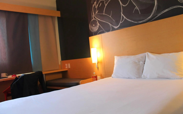 Ibis Culiacan