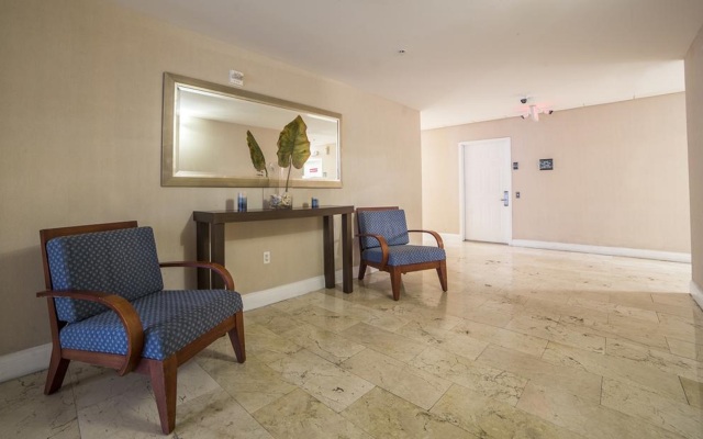 Nuvo Suites Hotel