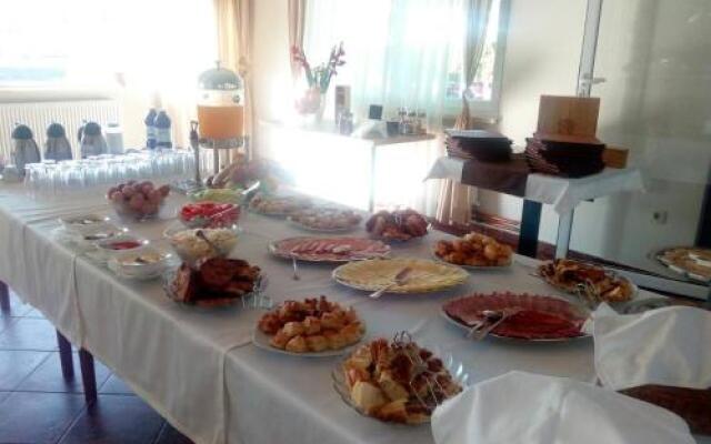 Hotel Aqua Panon