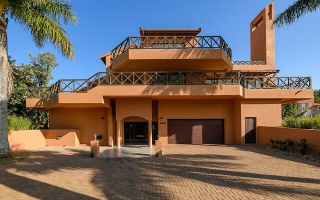 San Lameer Villa Rentals 2417