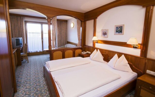 Golf-Tennis-Wellnesshotel Mori