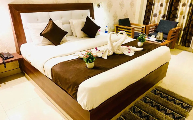 Hotel Nature's Feast