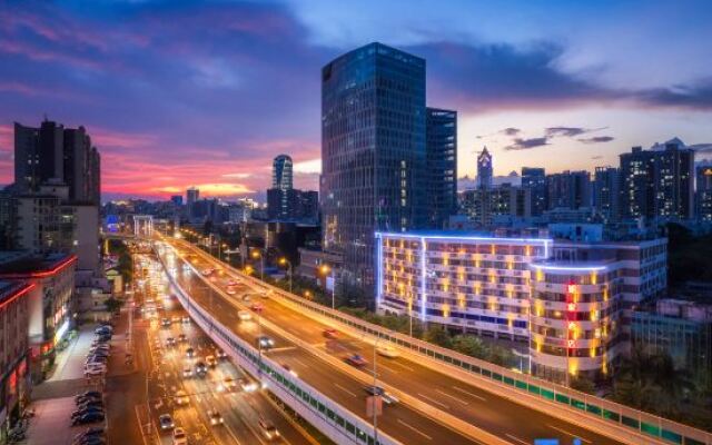 Home Inn Haikou Middle Haixiu Road Jinniuling Park