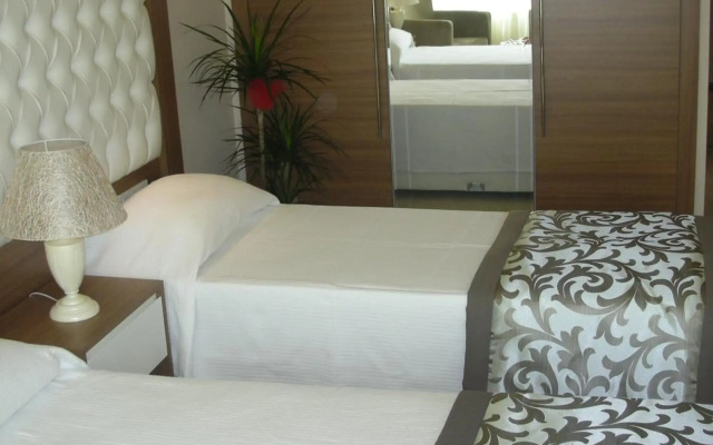 Esila Hotel