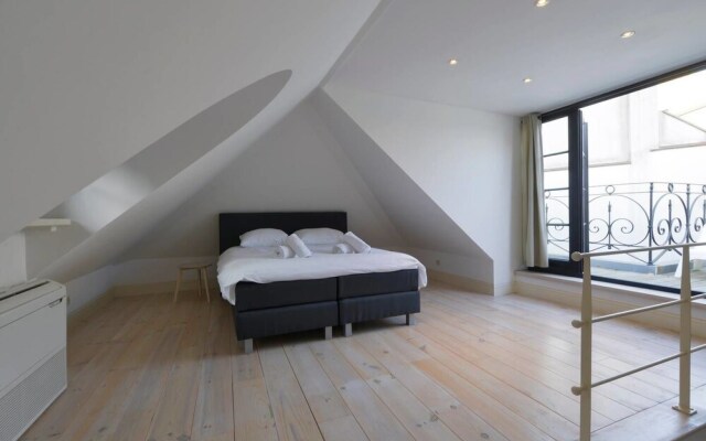 Saint Pauls Suite 18