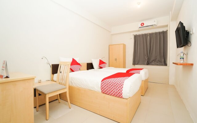 OYO Flagship 910 Menara Rungkut Surabaya