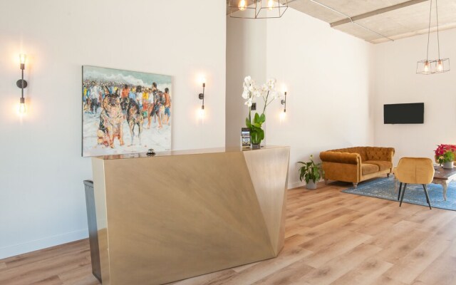 Glow Boutique Suites