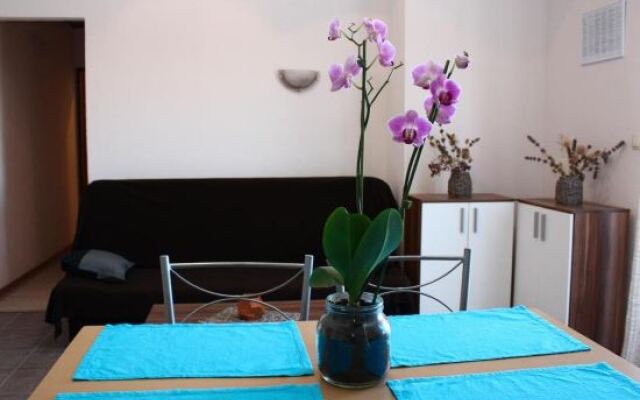 Apartments Dvije Palme