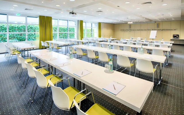 Garner Hotel Erlangen Süd by IHG