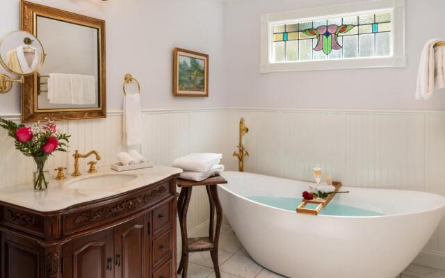 Arsenic and Old Lace B&B