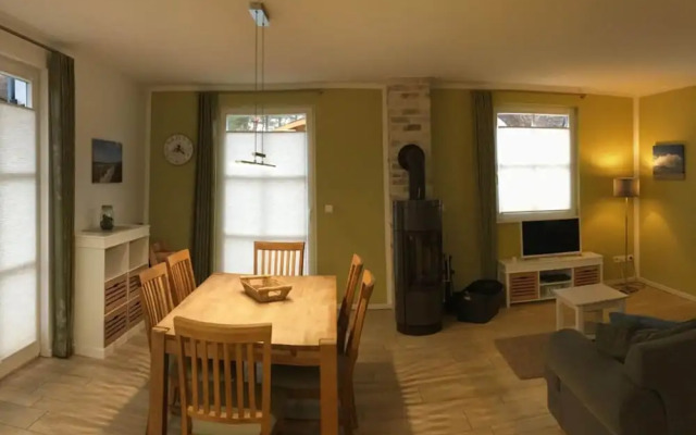 Thatched Roof Holiday Home Dunenblick