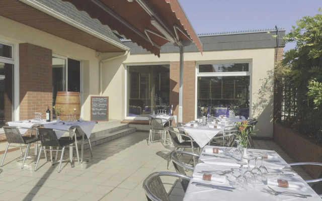 Hostellerie Saint Vincent Beauvais Aéroport