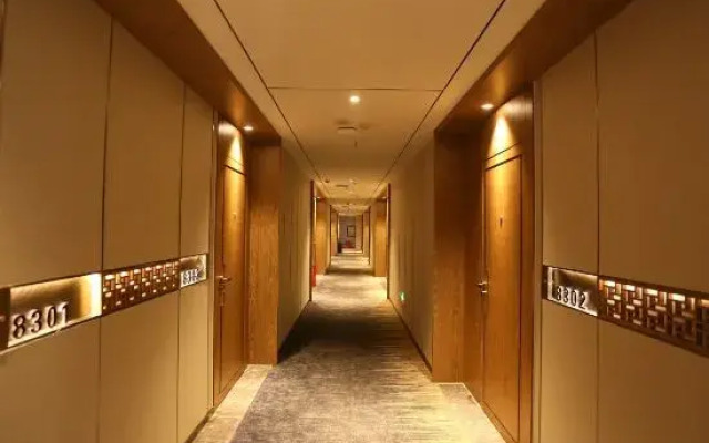 Shenlong Hotel