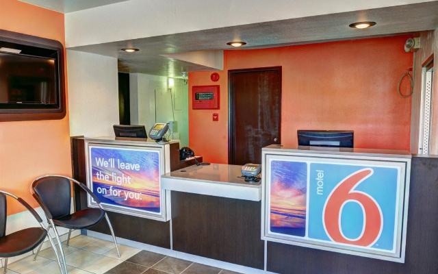 Motel 6 Slidell, LA - New Orleans