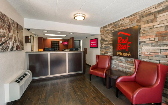 Red Roof Inn PLUS+ St Louis - Forest Park/ Hampton Ave