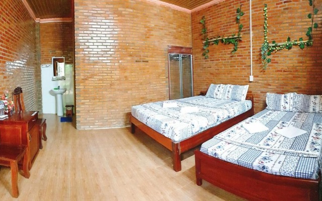 Thuy Tien Ecolodge – Guest Rooms – Tan Phu