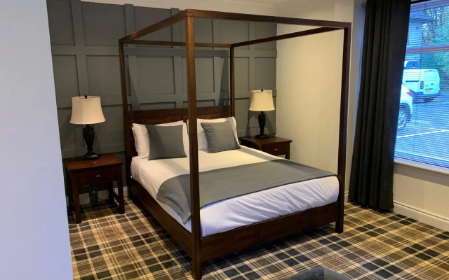 Crowwood Hotel Glasgow