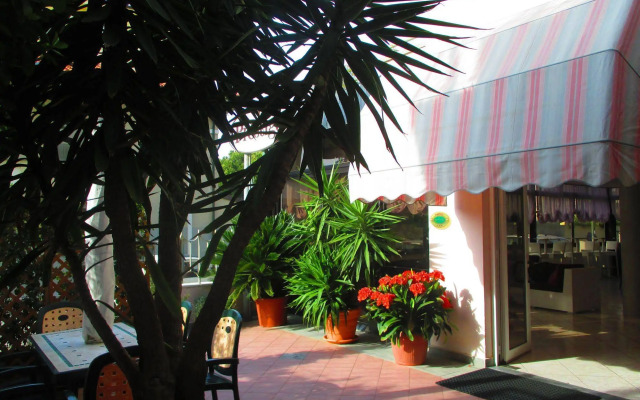 Hotel Prestige