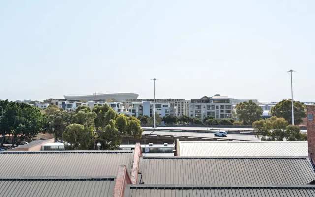 Docklands 407